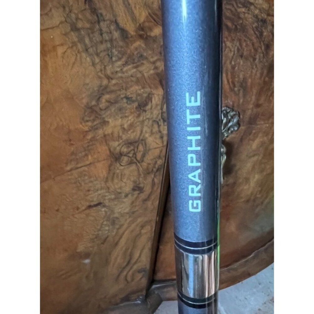 Minnesota Fats Graphite #8 Billiard Pool Cue Stick With hard Case & Chalk Black - Picture 10 of 14